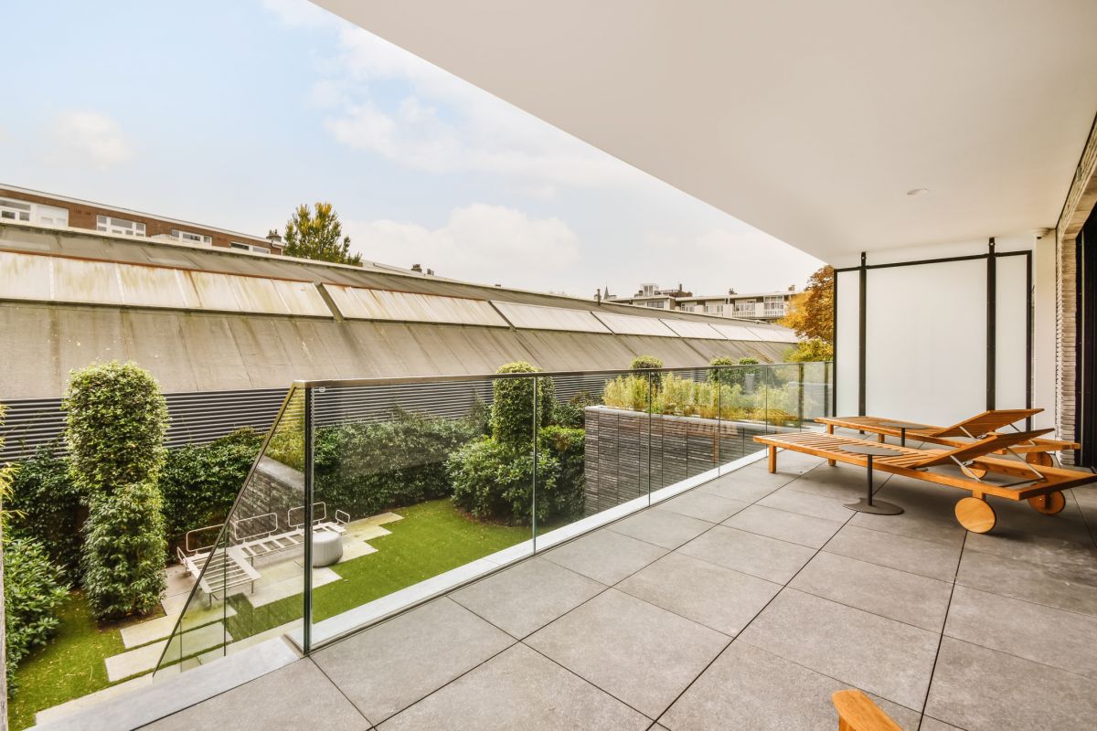 Veranda Tile Installation